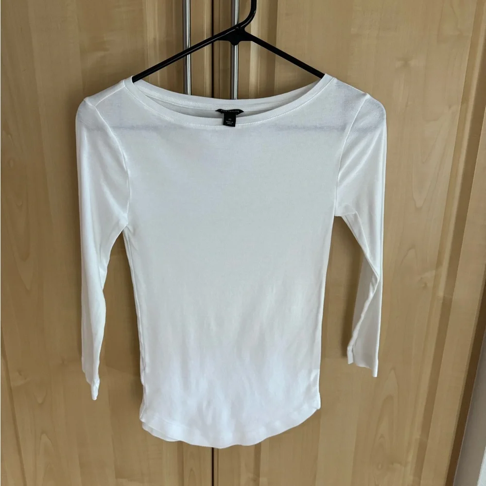 Ann Taylor boat neck 3/4 sleeve tee XS - Picture 1 of 3